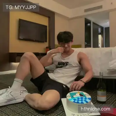 尹闻总